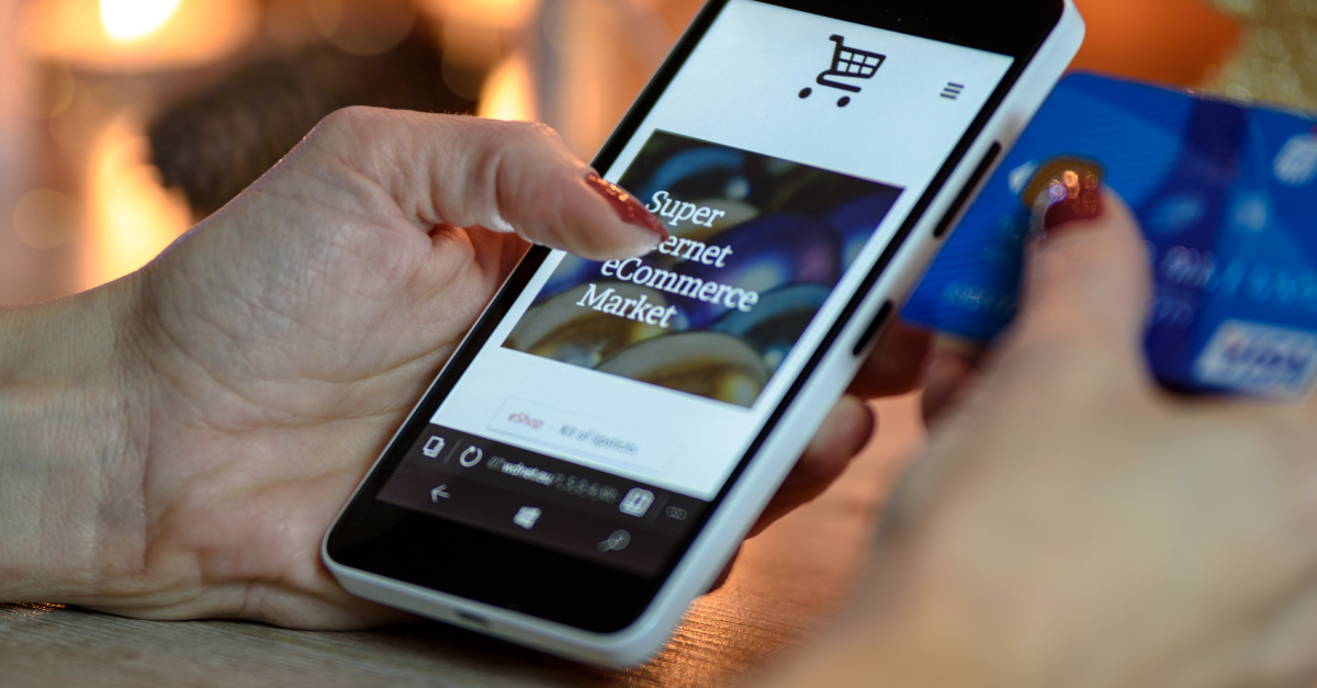 4 Steps to Stay Safe While Shopping Online